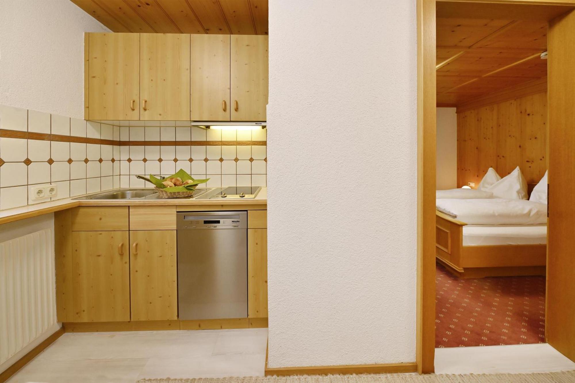 Gaestehaus Rundblick 쉬룬즈 외부 사진
