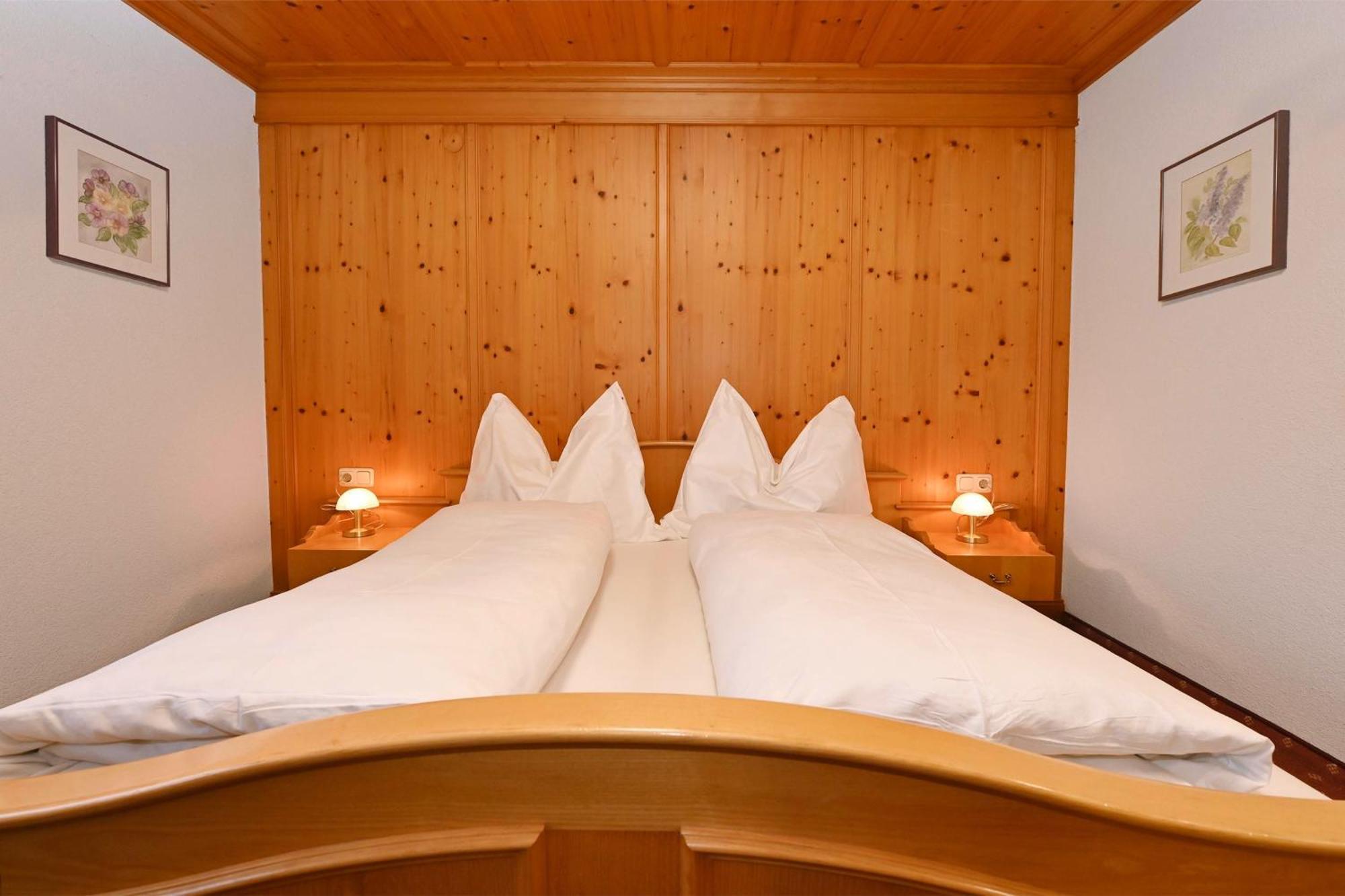 Gaestehaus Rundblick 쉬룬즈 외부 사진