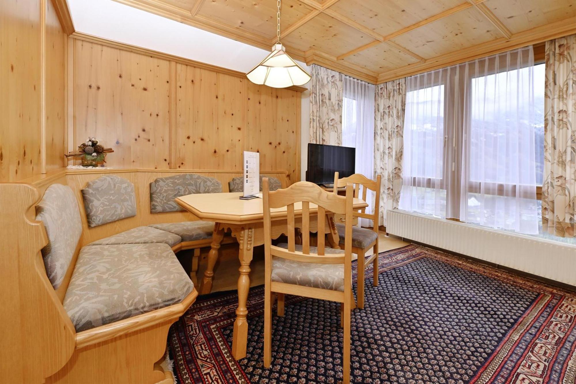 Gaestehaus Rundblick 쉬룬즈 외부 사진